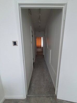 Apartment, 1 Bedroom, Balcony, City View | Interior - 1BR Flat Near Central London Fast Wifi (London)