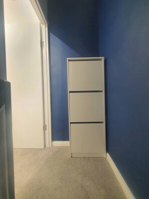 Apartment, 1 Bedroom, Balcony, City View | Interior - 1BR Flat Near Central London Fast Wifi (London)