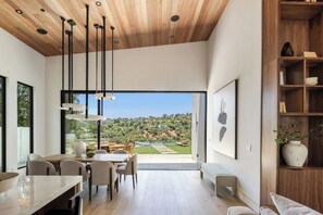 Interior - Arby Crest -An Ultra-Private Beverly Hills Modern | Resort Pool & Grounds (Beverly Hills)