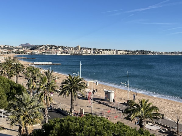 Beach nearby - The Capitole C403 Apartment with exceptional sea view – Fréjus Beach (Fréjus)