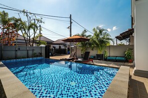 Outdoor pool - 2Bdrm with Salt Water Pool 15 mins drive from Center (Krong Siem Reap)