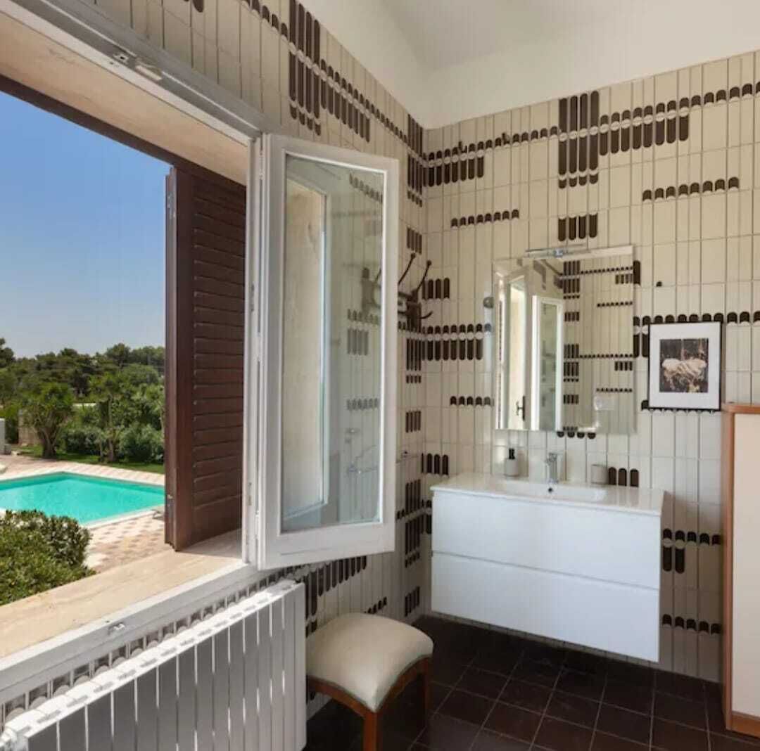 Villa (4 Bedrooms) | Badezimmer | Dusche, kostenlose Toilettenartikel, Haartrockner, Bidet