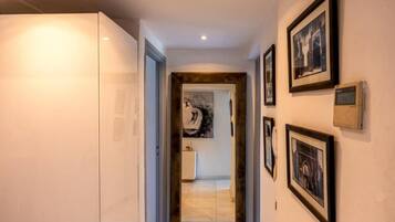 Appartement Confort, balcon, vue ville | Intérieur