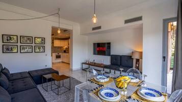 Comfort-lejlighed - balkon - byudsigt | Interiør