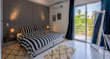 Hivernage Luxury 2BR Parking