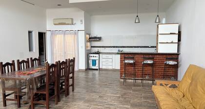 Quinta with swimming pool, quiet environment. Bring your pet