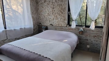 Fer et planche Ă repasser, Wi-Fi, draps fournis