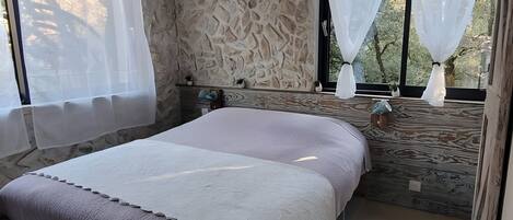 アイロン / アイロン台、WiFi、ベッドシーツ