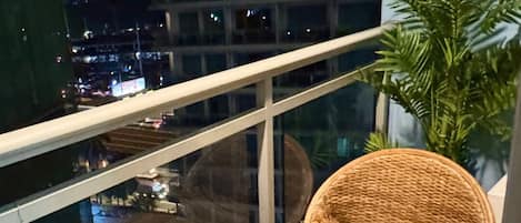 Appart'hÎtel, 1 chambre, accessible aux personnes à mobilité réduite, balcon | Balcon