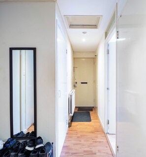Interior - Bright 2BR Battersea flat , close to Battersea Park, Westminster & London Eye (London)