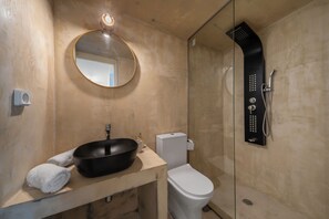 Huvila, merinäköala | Kylpyhuone