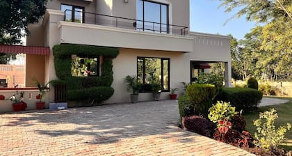 3-bedroom farmhouse in outskirts of Mohali with AC comfort