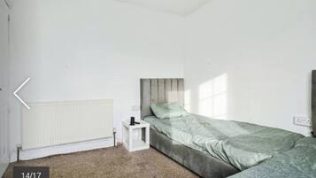 House, 2 Bedrooms, Smoking, Garden View
