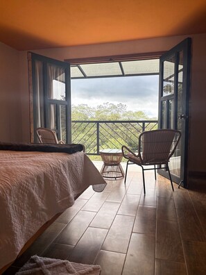 3 bedrooms, in-room safe, free WiFi, bed sheets - Four Elements House – Peace & Nature in Monteverde (Monteverde)