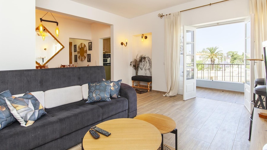 C01 - Trindade 3 Bed Flat in Lagos