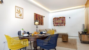 Ảnh chưa phân loại, 4 trong số 25 ảnh, nút