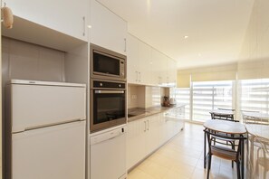 Studio | 1 bedroom - Y 01 - Bedroom 1 in Trindade Sun Guesthouse (Lagos)