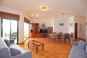 Apartment, Accessible | 3 bedrooms - C20 - Meia Praia Beach 3 Bed Apartment (Lagos)