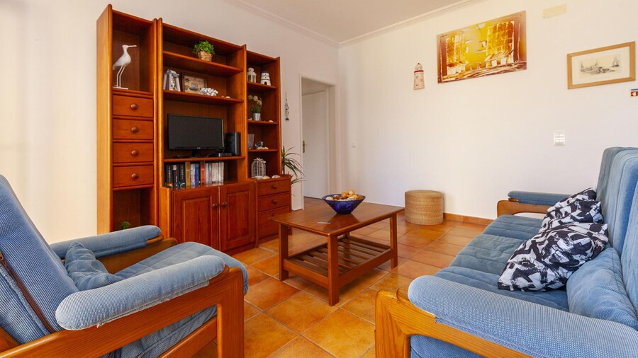 C04 - Bay Ahoy 3 Bed Apartment in Lagos