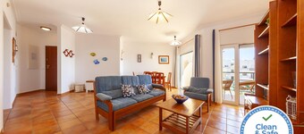 C04 - Bay Ahoy 3 Bed Apartment in Lagos