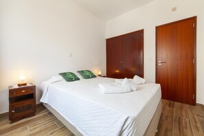 Apartment - B101 - Abrotea Cozy 2 Bed Apartment in Lagos (Lagos)