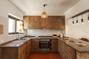 House - D03 - Torra Townhouse in Lagos (Lagos)