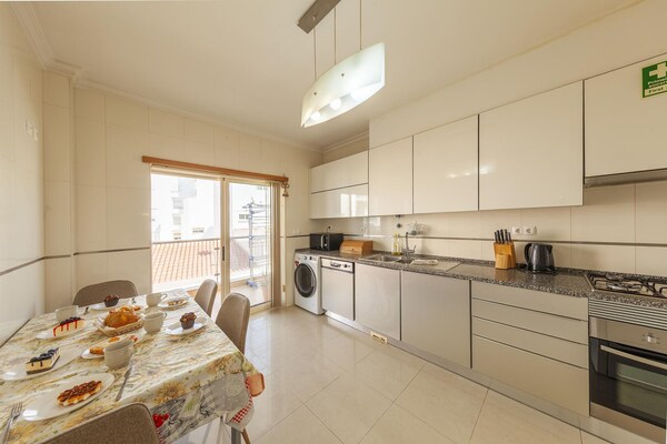 C08 - Ladeira Do Convento 3 Bed Apartment In Lagos - Lagos