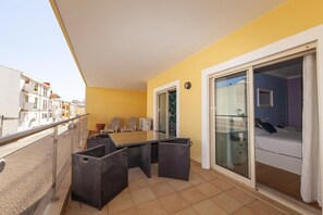 House, Accessible - C08 - Ladeira do Convento 3 Bed Apartment in Lagos (Lagos)