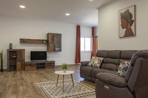 House - HH 01 - Bedroom 1 in Olive Hills Guesthouse (Silves)