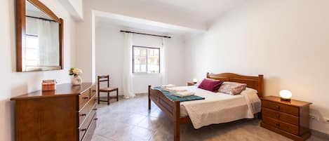 House | 1 bedroom