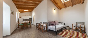 A28 - Castela Street Townhouse in Espiche