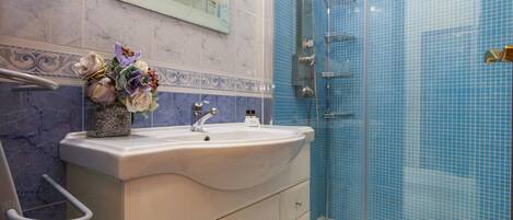 House | 2 bedrooms