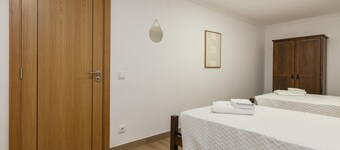 HH 06 - 2 Bed Apartment in Olive Hills Guesthouse