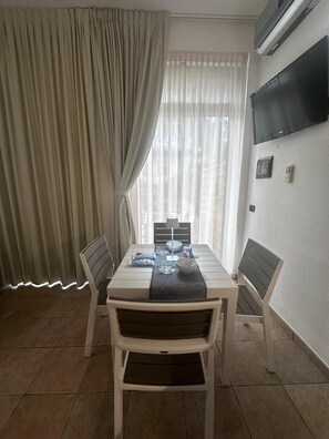 Dining - AMA Calaverde C – Holiday homes near the sea in Pula, Southern Sardinia (Santa Margherita di Pula)