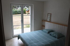 Iron/ironing board, Internet, bed sheets - Superb property 200 metres from the beach at Luzeronde - Ile de Noirmoutier (Noirmoutier-en-l'Île)