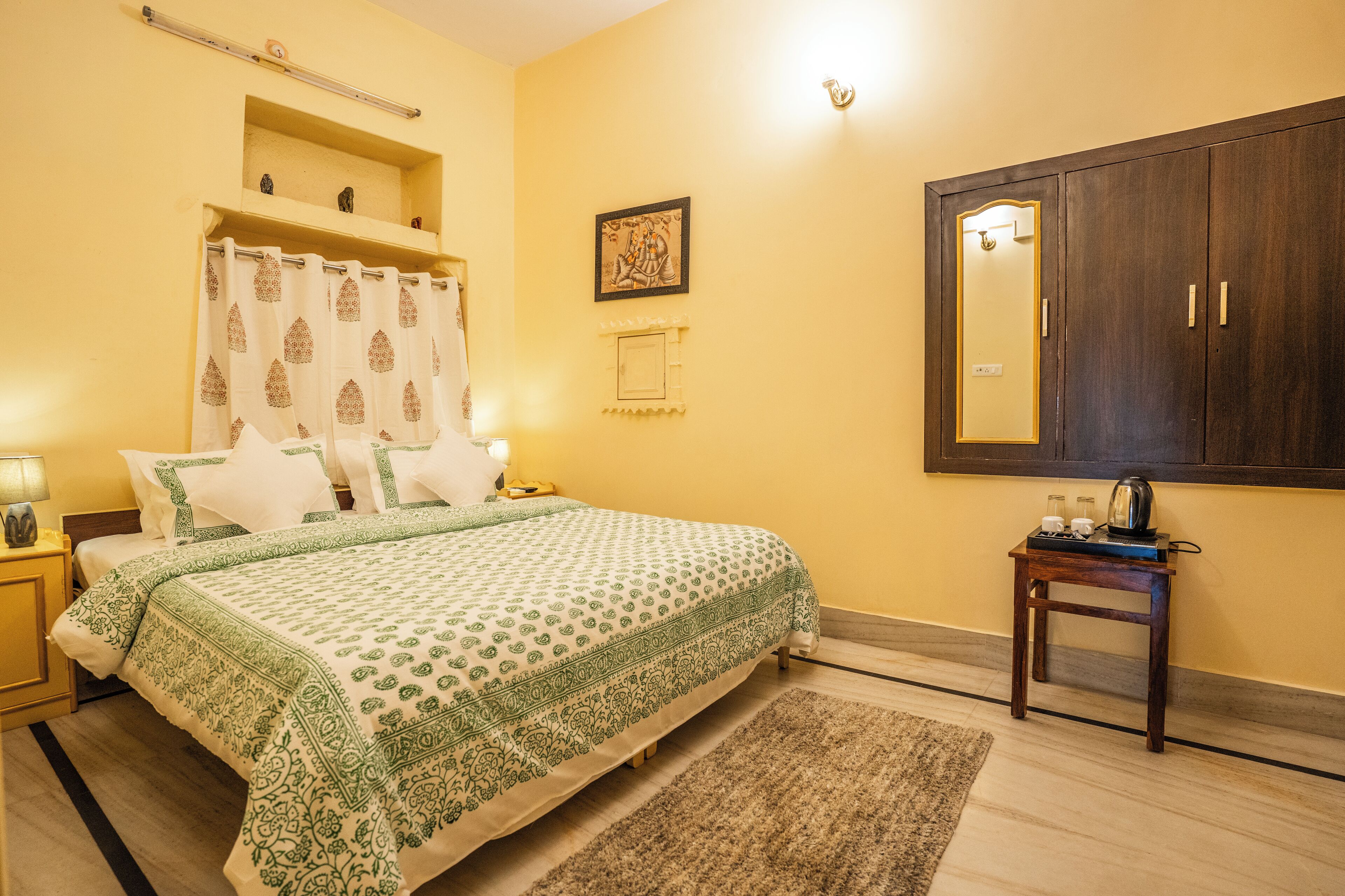 Habitación doble superior, 1 cama de matrimonio grande, no fumadores | Wifi gratis