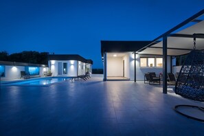 Pool - Villa Va.Lunga with pool and wirpool and barbecue (Pula)