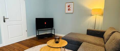 Téléviseur, bureau