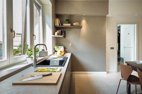 Vivi Milano - 3BR Design Suites with Free Parking Near Rho Fiera