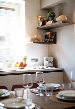 Dining - Vivi Milano - 3BR Design Suites with Free Parking Near Rho Fiera (Baranzate)