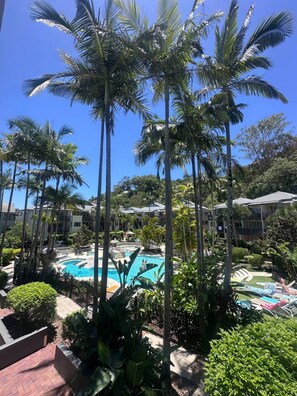 Pool - 2BR Hastings St Haven (Noosa Heads)