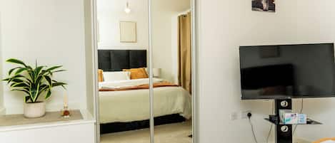 4 chambres, fer et planche Ă repasser, Wi-Fi, literie fournie