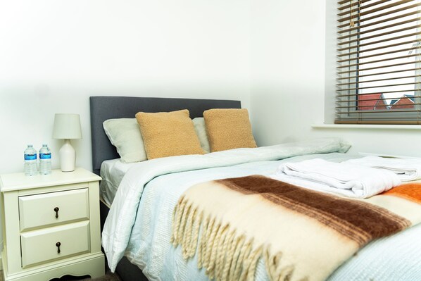 4 Schlafzimmer, Bügeleisen/Bügelbrett, WLAN, Bettwäsche