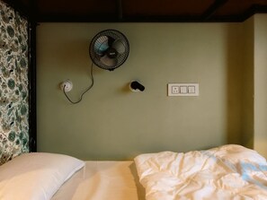 Comfort Shared Dormitory, Women only, Balcony, Lake View | Free WiFi - NS BACKPACKERS HOSTEL (VARANASI)