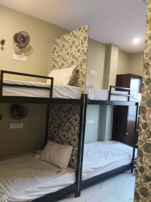 Comfort Shared Dormitory, Women only, Balcony, Lake View - NS BACKPACKERS HOSTEL (VARANASI)