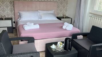2 Schlafzimmer, Bügeleisen/Bügelbrett, WLAN, Bettwäsche