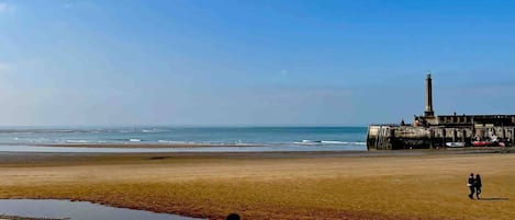 Căn hộ, 1 phòng ngủ, quang cảnh thành phố | Bãi biển