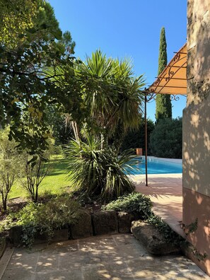 Property grounds - Mas de la Meï (Cavaillon)