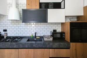 Fridge, microwave, oven, stovetop - [Urban Home 29] Modern Apartment - Molfetta (Molfetta)