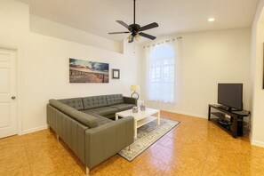 TV - 3b/2b Best Location, Private Pool, Indian Wells (Kissimmee)